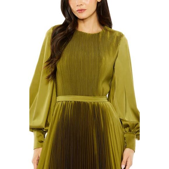 Mac Duggal Long Sleeve Pleated Satin Cocktail Mid Dress Olive Green Size 12 NWT - Picture 3 of 9